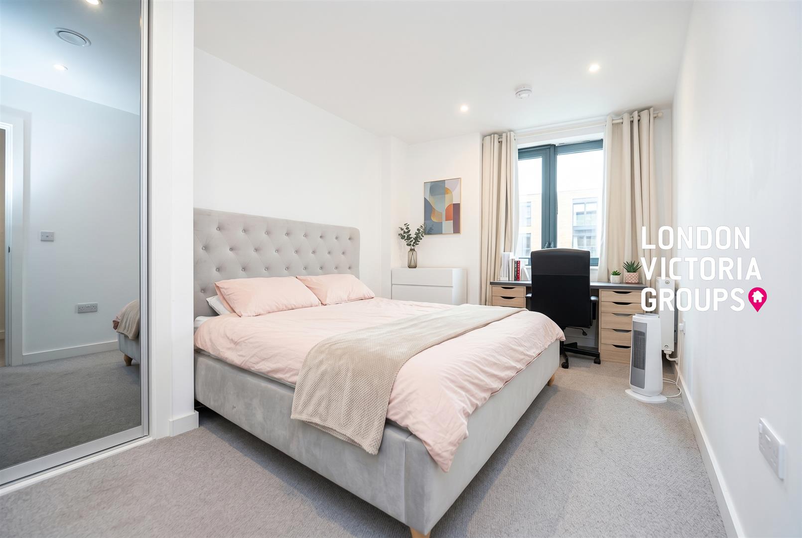 Skyline Apartments, 11 Makers Yard, London